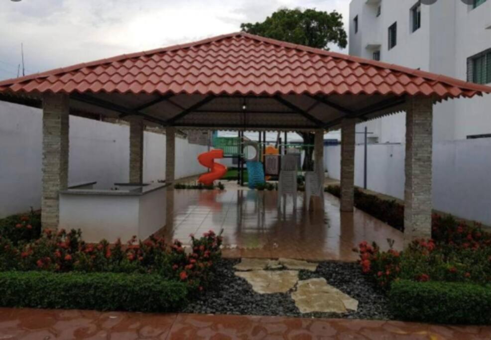 Comodas 3 Hab Con Piscina, Wifi 1Er Nivel Santiago De Los Caballeros Exterior photo